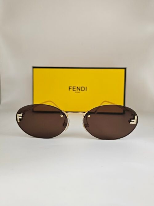 Fendi — Gafas ovaladas con lentes marrones