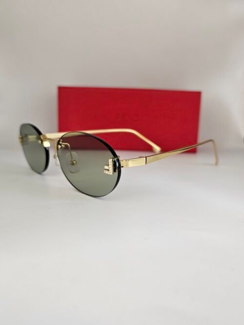 Fendi — Gafas ovaladas con lentes verdes