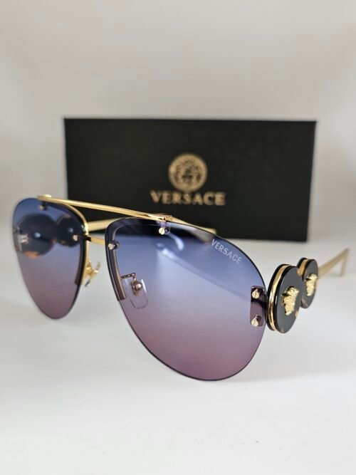 Versace — Gafas aviador con lentes azul y rosa degradado