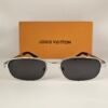 Louis Vuitton — Gafas plateadas con lentes oscuros