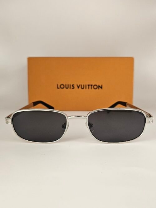 Louis Vuitton — Gafas plateadas con lentes oscuros