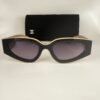 Chanel — Gafas negras de silueta angular