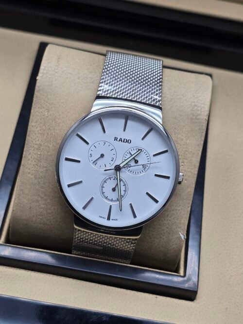 Rado — esfera blanca y brazalete de malla plateado