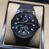 Ulysse Nardin — esfera negra con detalles turquesa y caja negra