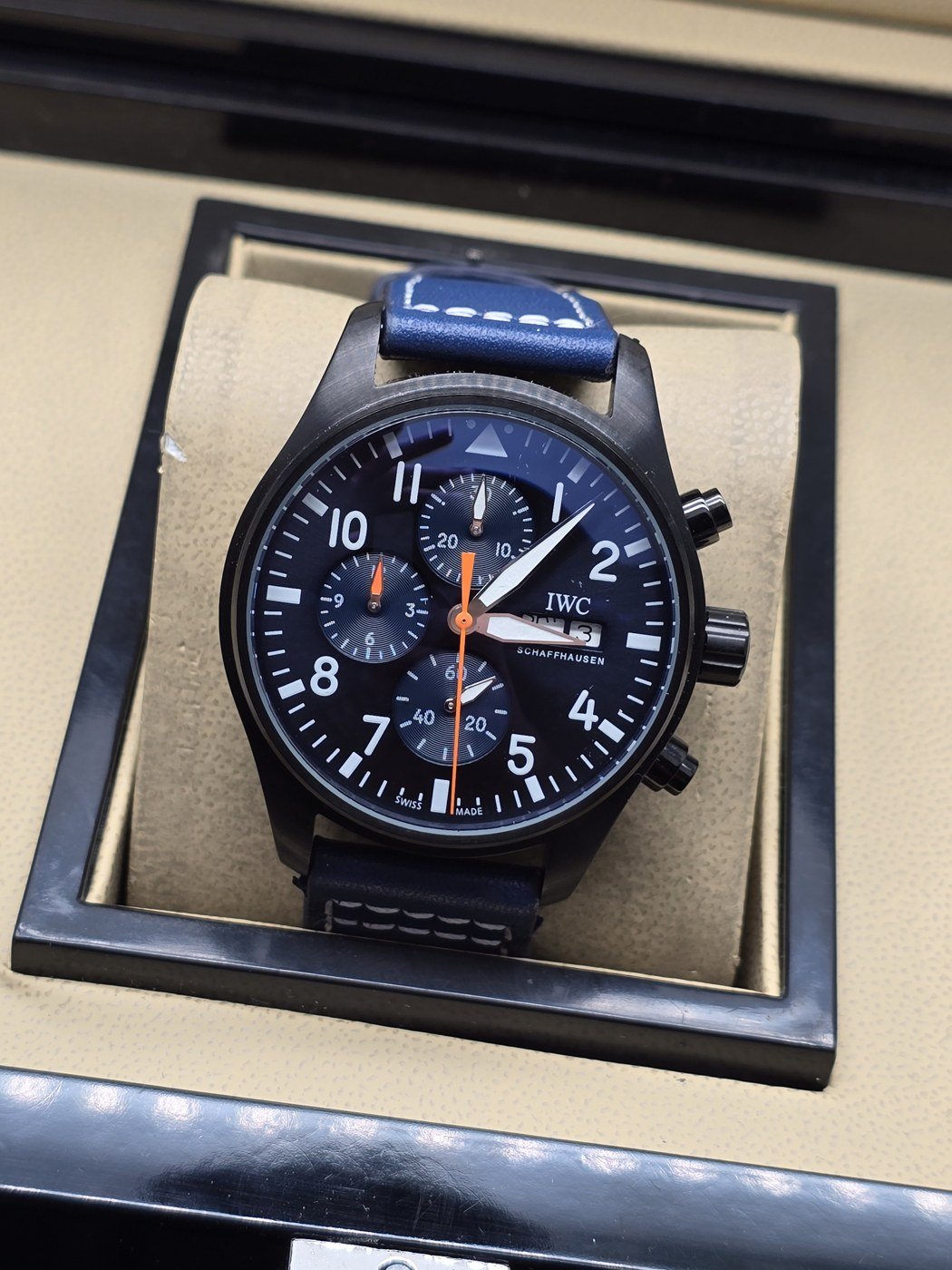 IWC — esfera azul con subesferas y correa azul