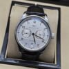 IWC — esfera blanca con dos subesferas y correa negra