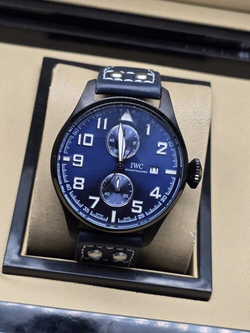 IWC — esfera azul con dos subesferas y caja negra