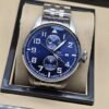 IWC — esfera azul brillante con subesferas y brazalete plateado