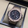 Hublot — esfera negra y caja en tono rosado