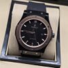 Hublot — esfera negra sencilla y caja bicolor