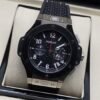 Hublot — esfera negra con apertura y bisel oscuro