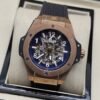 Hublot — esfera azul abierta y correa negra