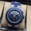 Bvlgari — esfera azul con subesferas y detalles amarillos