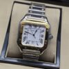 Cartier — esfera blanca cuadrada y bisel dorado