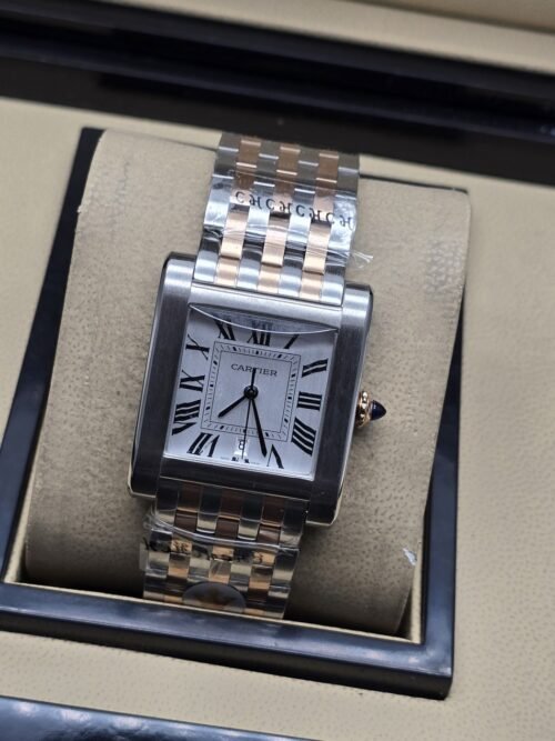 Cartier — esfera blanca rectangular y brazalete bicolor rosado
