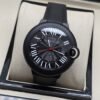 Cartier — esfera negra redonda y caja negra