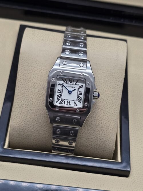 Cartier dama — esfera blanca cuadrada y caja plateada