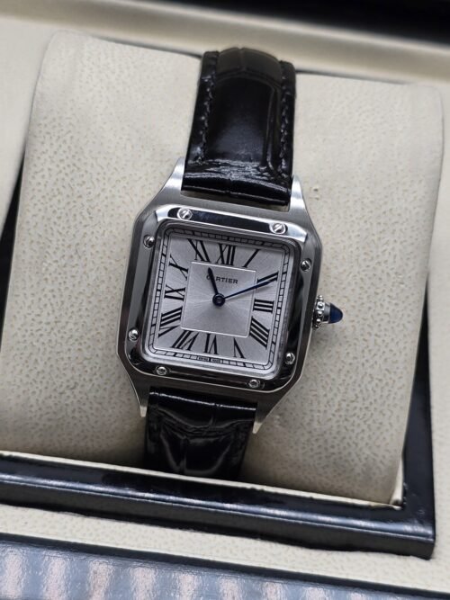Cartier dama — esfera blanca y correa negra texturizada