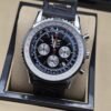 Breitling — esfera negra con subesferas claras y correa negra