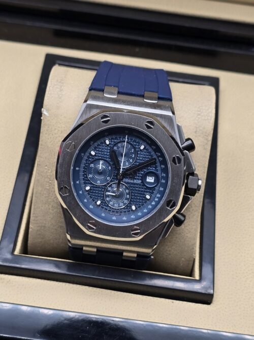 Audemars Piguet — esfera azul con subesferas y correa azul
