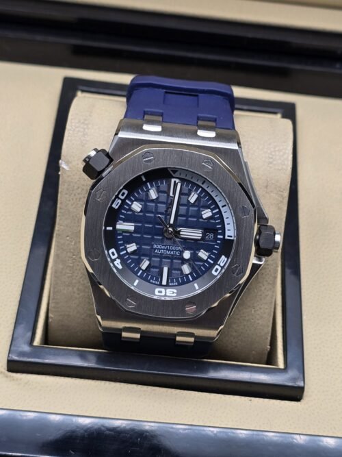 Audemars Piguet — esfera azul texturizada y correa azul