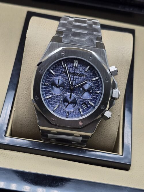 Audemars Piguet — esfera azul con subesferas y caja plateada