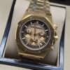 Audemars Piguet — esfera dorada con subesferas y caja dorada