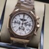 Audemars Piguet — esfera blanca con subesferas y caja rosada