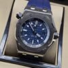 Audemars Piguet — esfera azul deportiva y correa azul