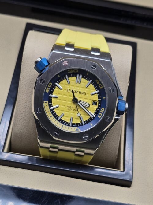 Audemars Piguet — esfera amarilla y correa amarilla