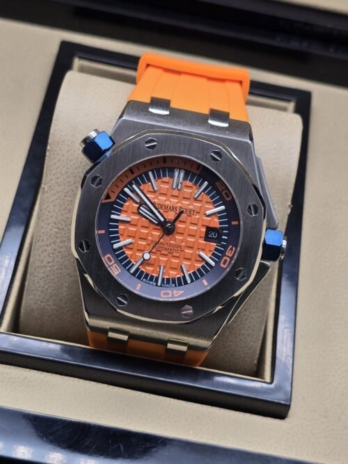 Audemars Piguet — esfera naranja y correa naranja