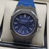 Audemars Piguet — esfera azul texturizada y correa azul