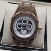 Audemars Piguet — esfera abierta clara y brazalete rosado