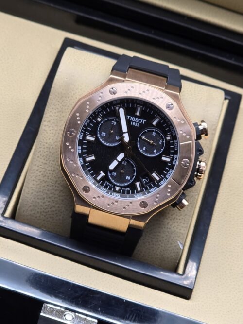 Tissot — esfera negra con subesferas y bisel rosado