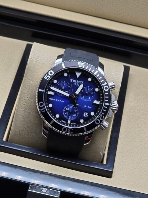 Tissot — esfera azul con subesferas y correa negra