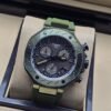 Tissot — esfera gris y correa verde