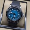 Tissot — esfera azul degradada y correa negra