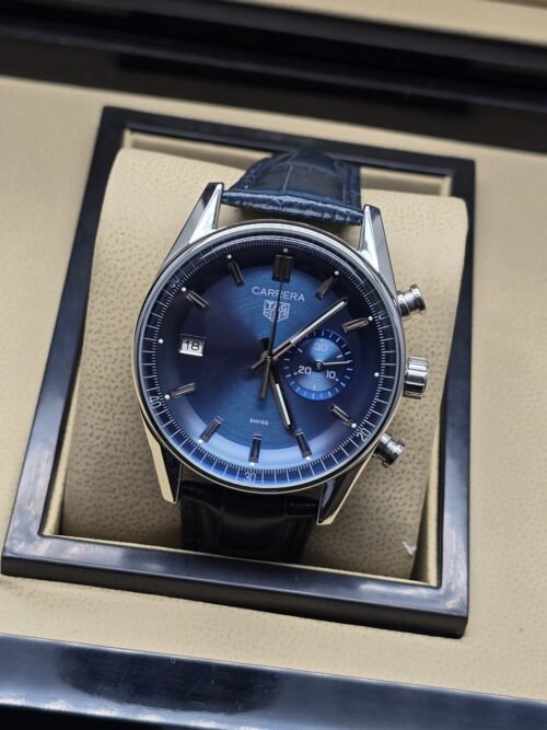 TAG Heuer — esfera azul degradada y correa azul