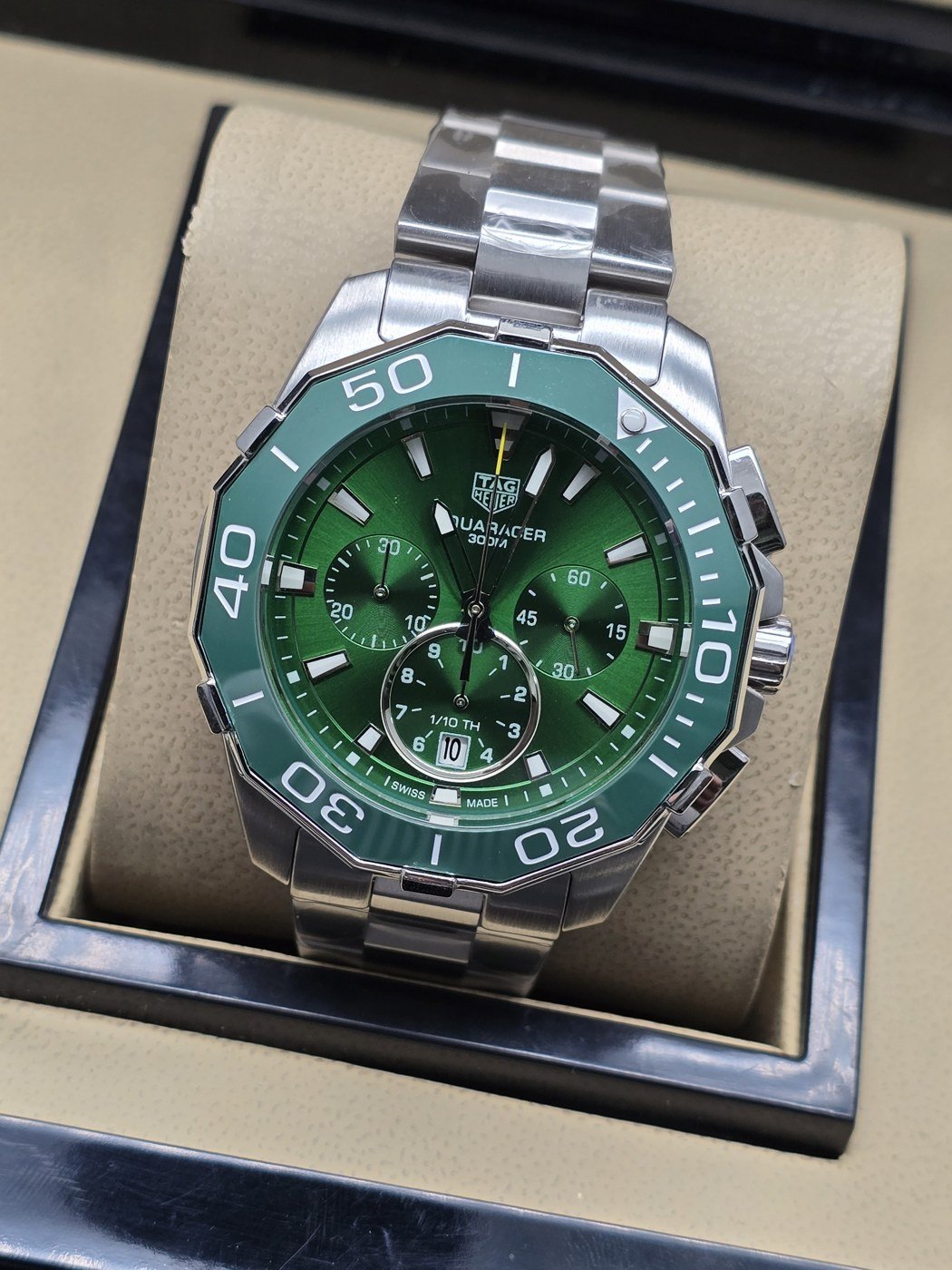 TAG Heuer — esfera verde con subesferas y bisel verde