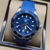 TAG Heuer — esfera azul texturizada y correa azul