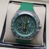 TAG Heuer — esfera verde con aguja amarilla y correa verde