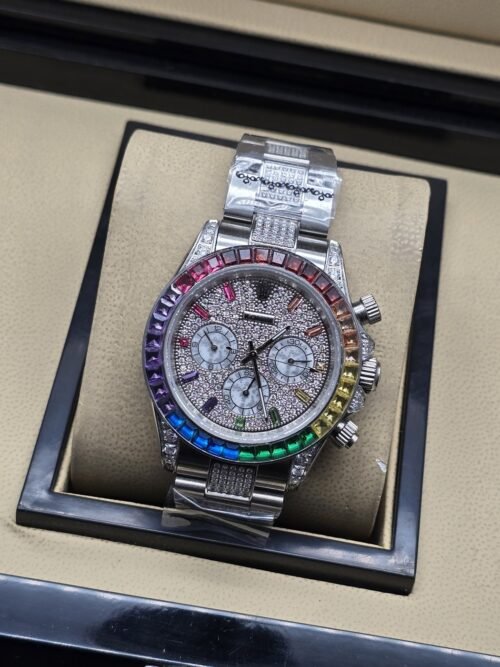 Rolex — esfera plateada brillante con bisel multicolor y brazalete plateado