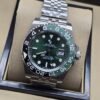Rolex — esfera verde oscura con bisel verde y negro
