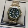 Rolex — esfera verde con bisel verde y brazalete dorado