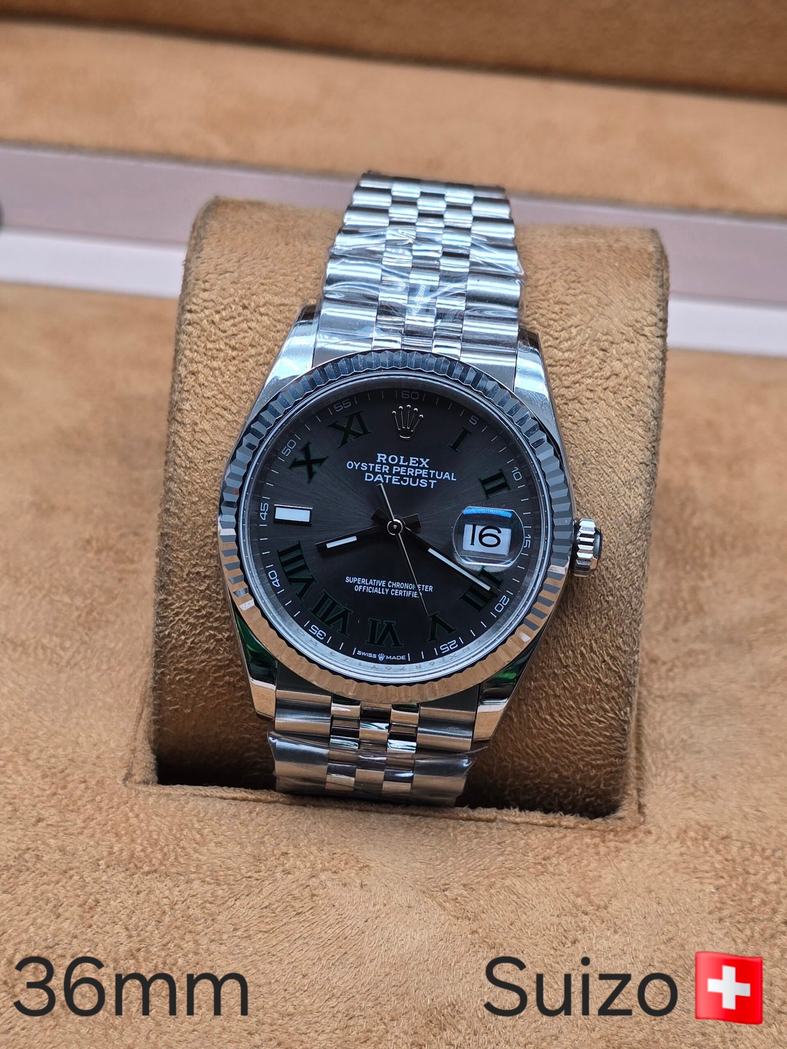 Rolex — esfera gris con números romanos · 36 mm