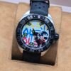 TAG Heuer — esfera blanca con diseño multicolor