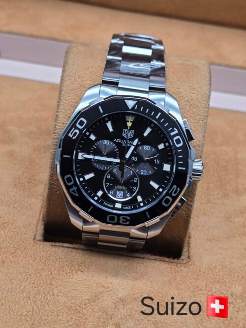 TAG Heuer — esfera negra y bisel negro con subesferas