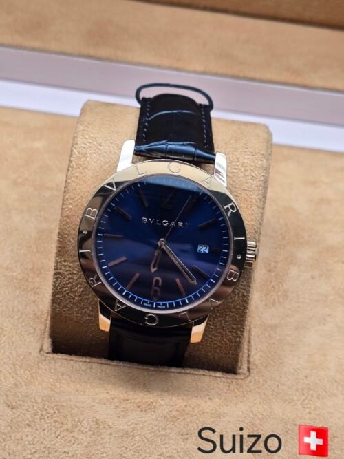 Bvlgari — esfera azul y correa negra