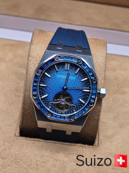 Audemars Piguet — esfera azul con apertura y correa azul