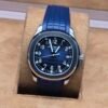 Patek Philippe — esfera azul con números y correa azul